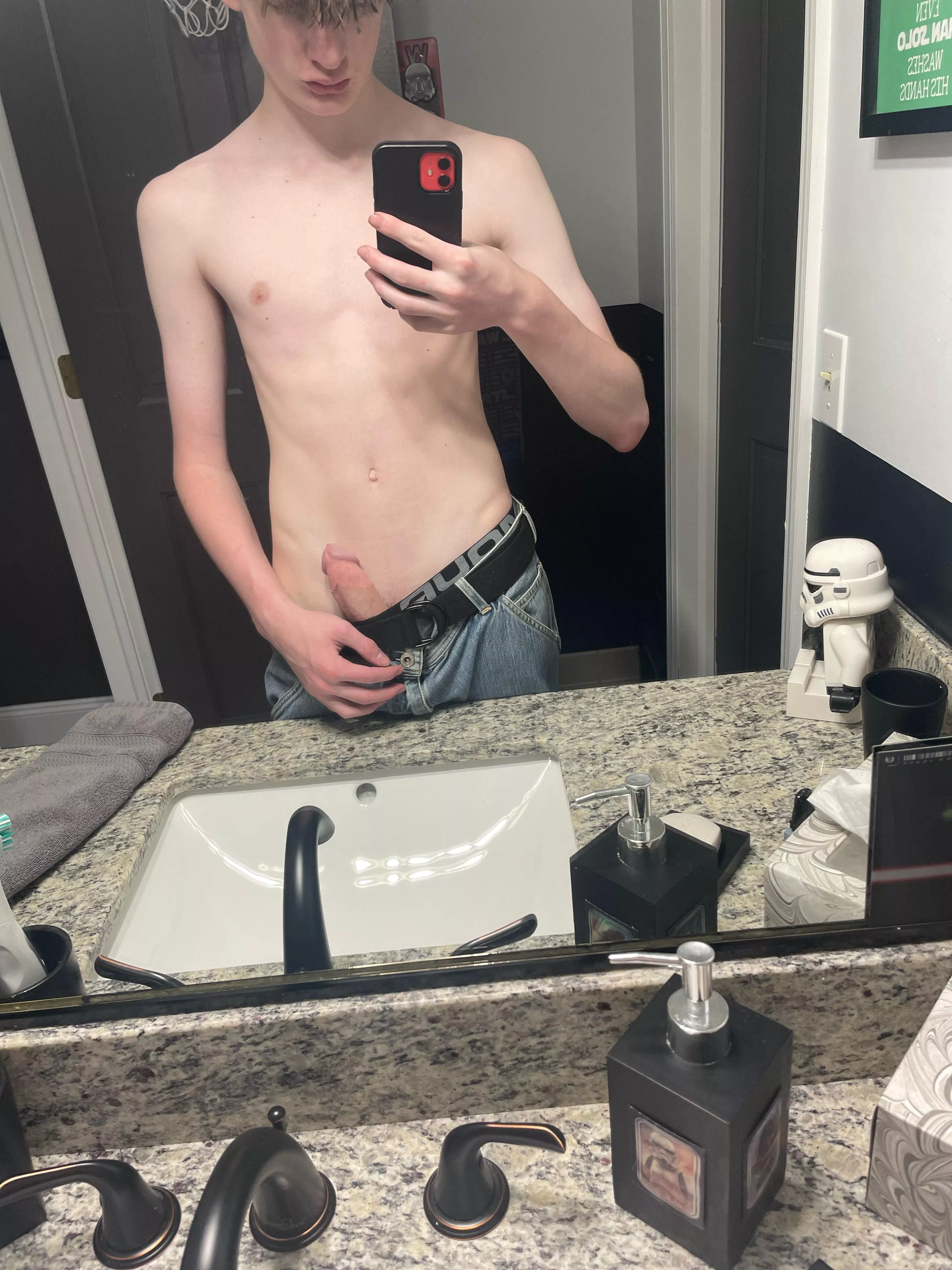 Goodmorninggg luvs🙈 posted by Basic_Iron8210