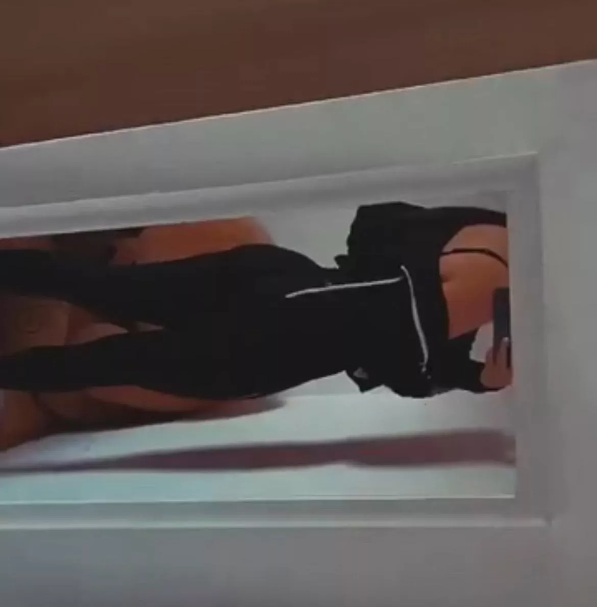 Gym outfit!🍀🤞🏻 posted by LisaBLKN