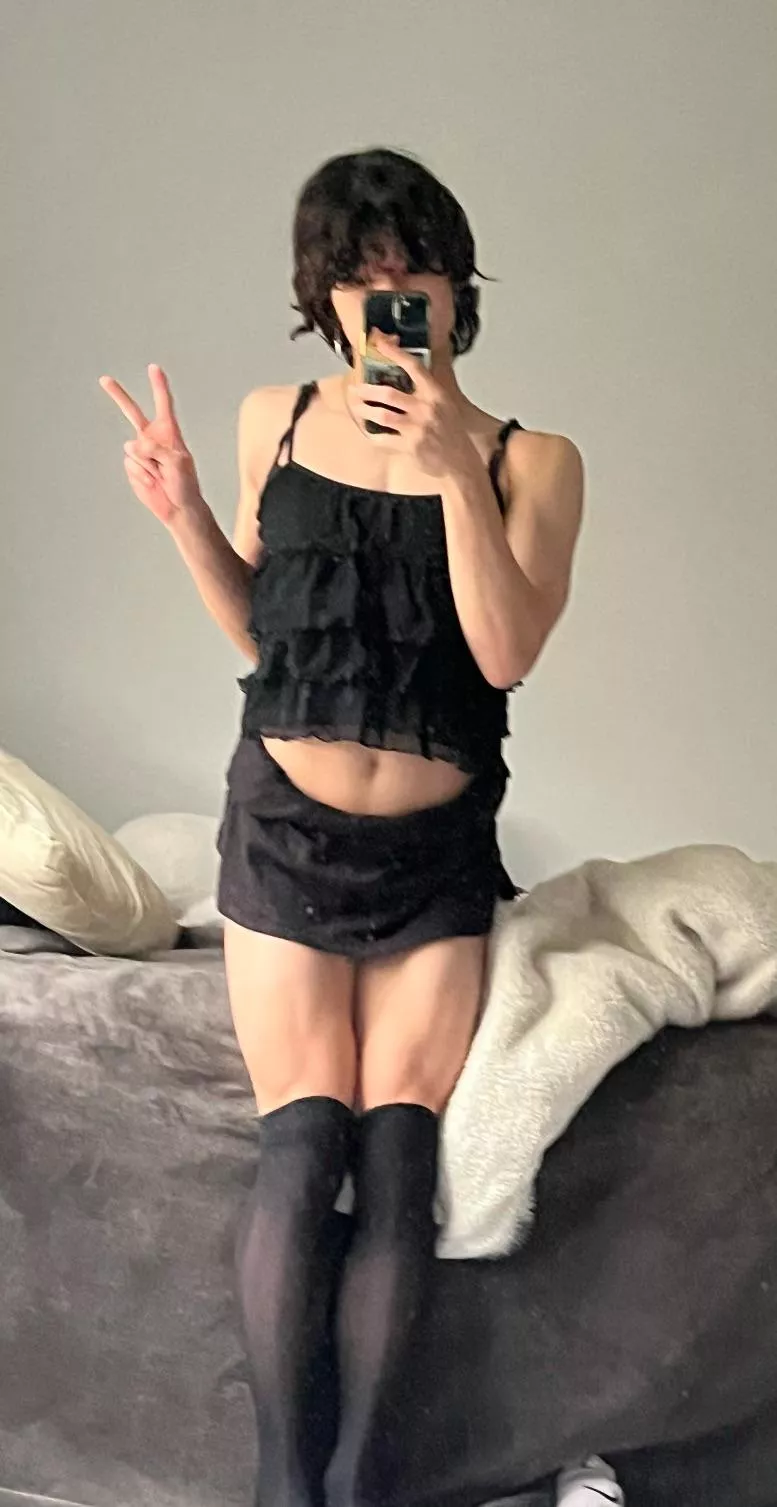 haii from a 5’2 boii posted by chiya-jade