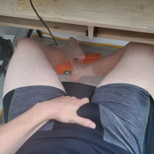 HARD to keep from playing when i'm supposed to be doing homework~ by riles_725