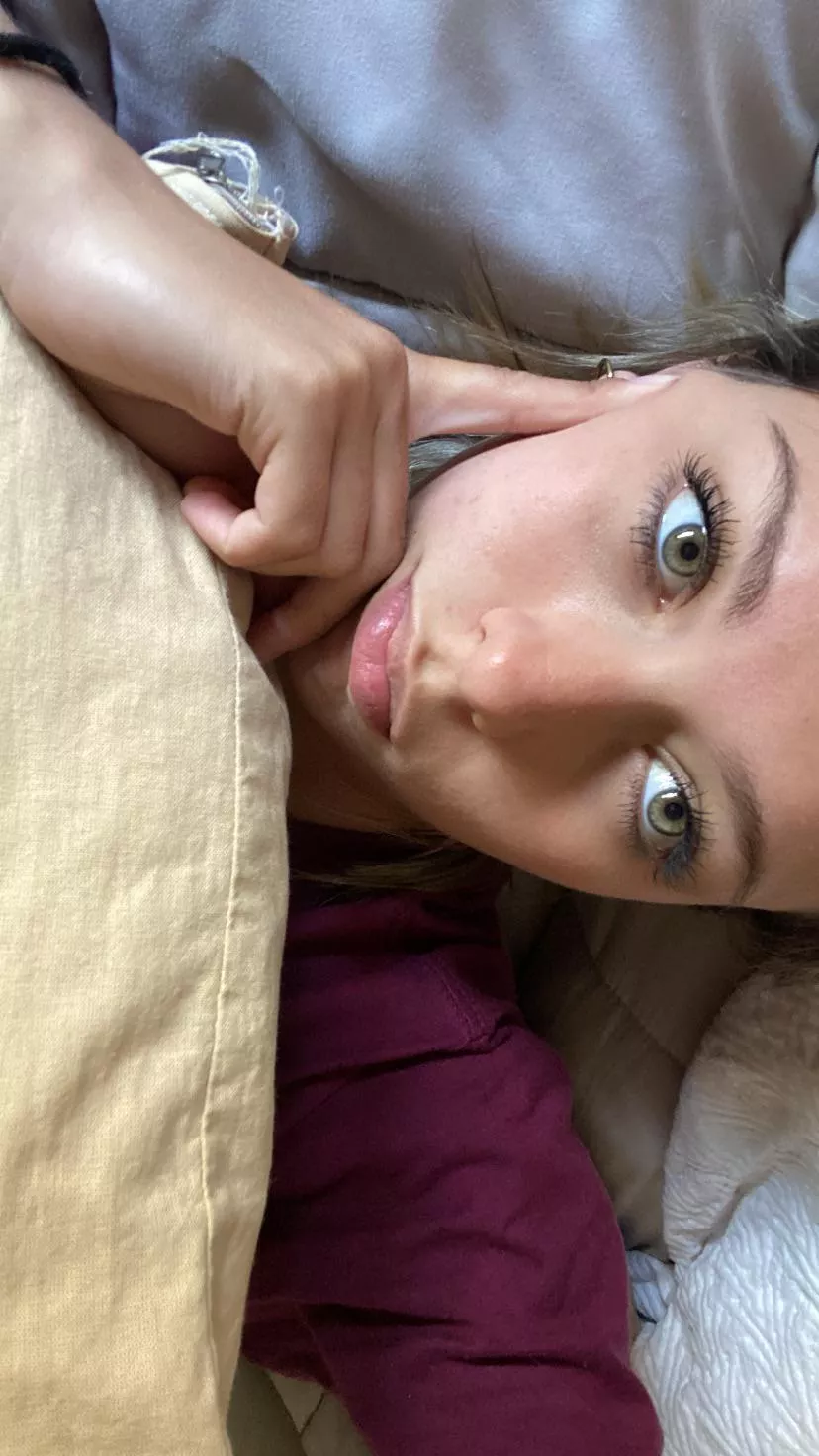 Has your girlfriend sent you nudes or do I have to? ;) posted by lasuperchava