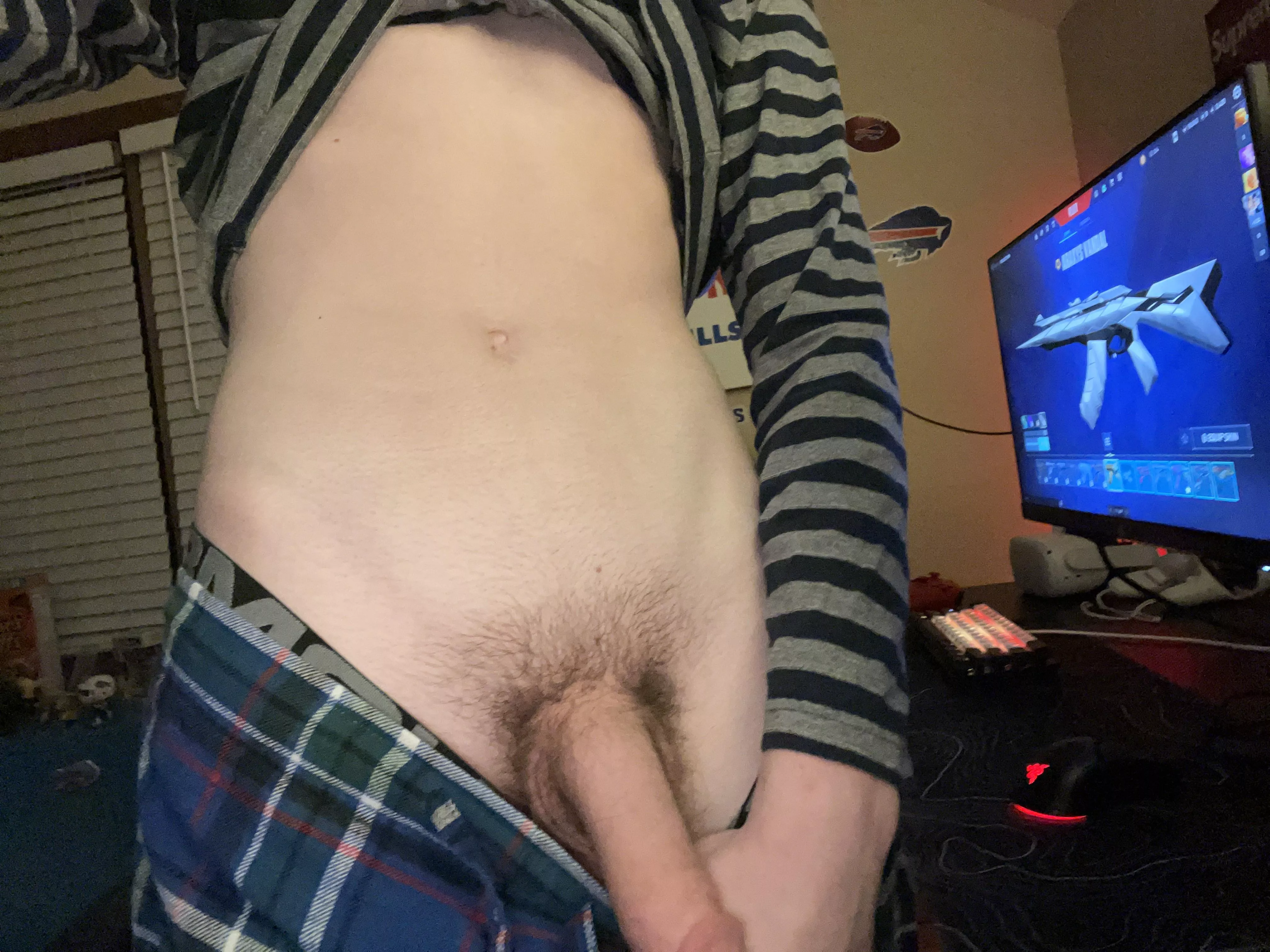 Hiiya guys, any gaymers? posted by Basic_Iron8210