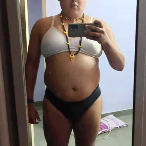 How am I looking 🤭 HMU by vibhaj13