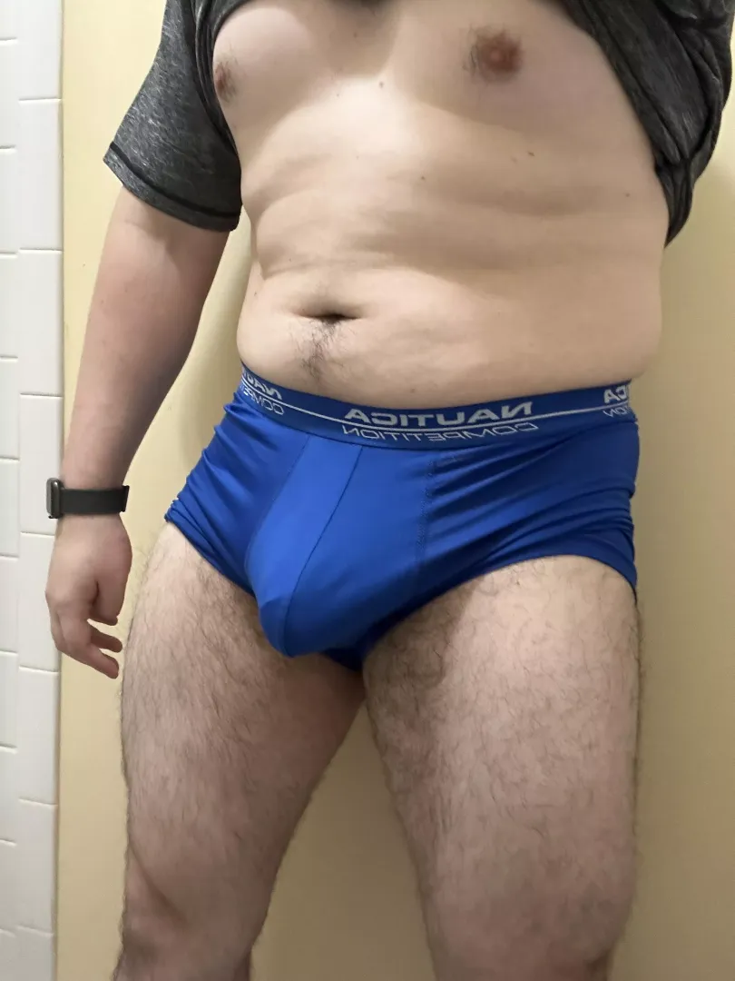 How’s my bulge  by The_Thigh_Guy69