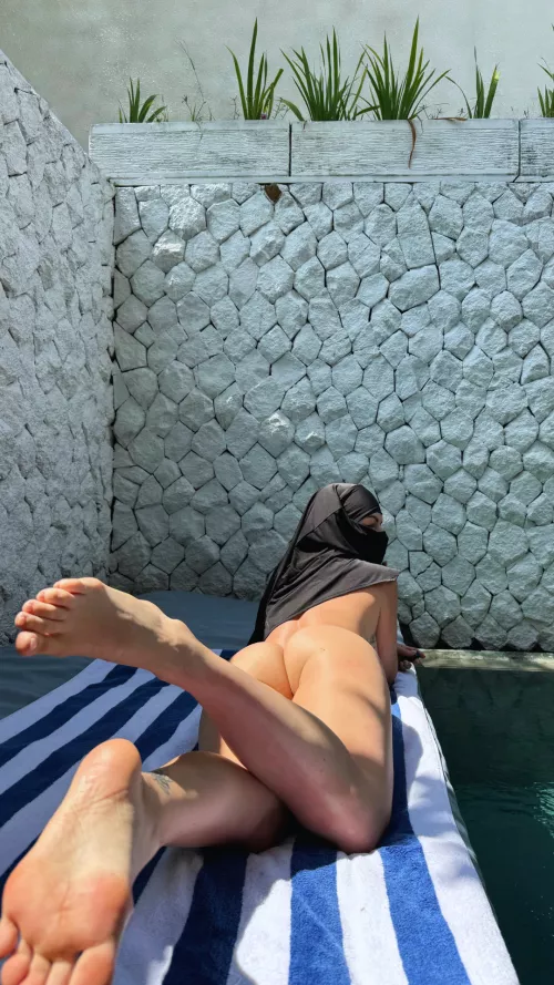 I like to tan in front of my neighbors by possiblySink89