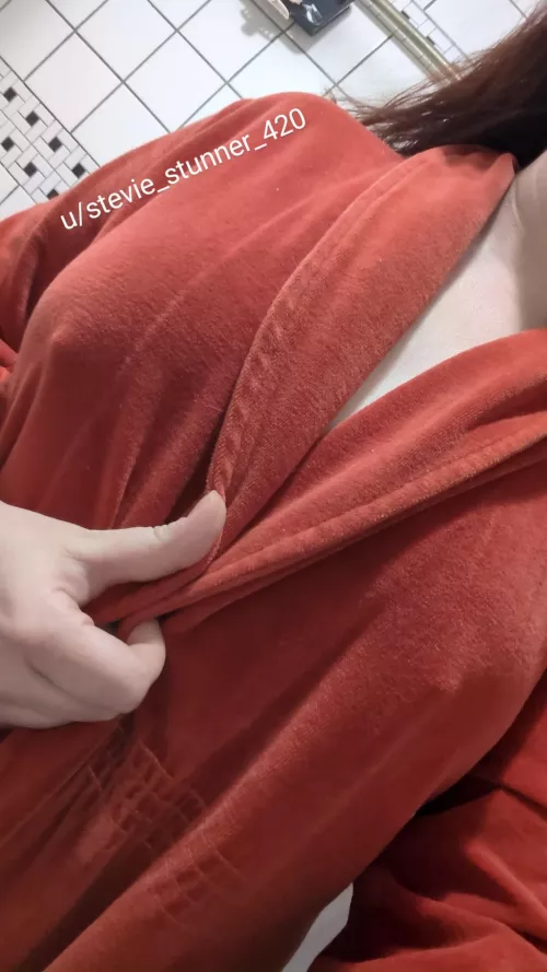 In my vintage robe  by stevie_stunner_420