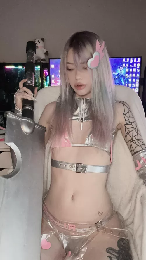 Irl support just spawned from ur computer screen o-o by saekkico