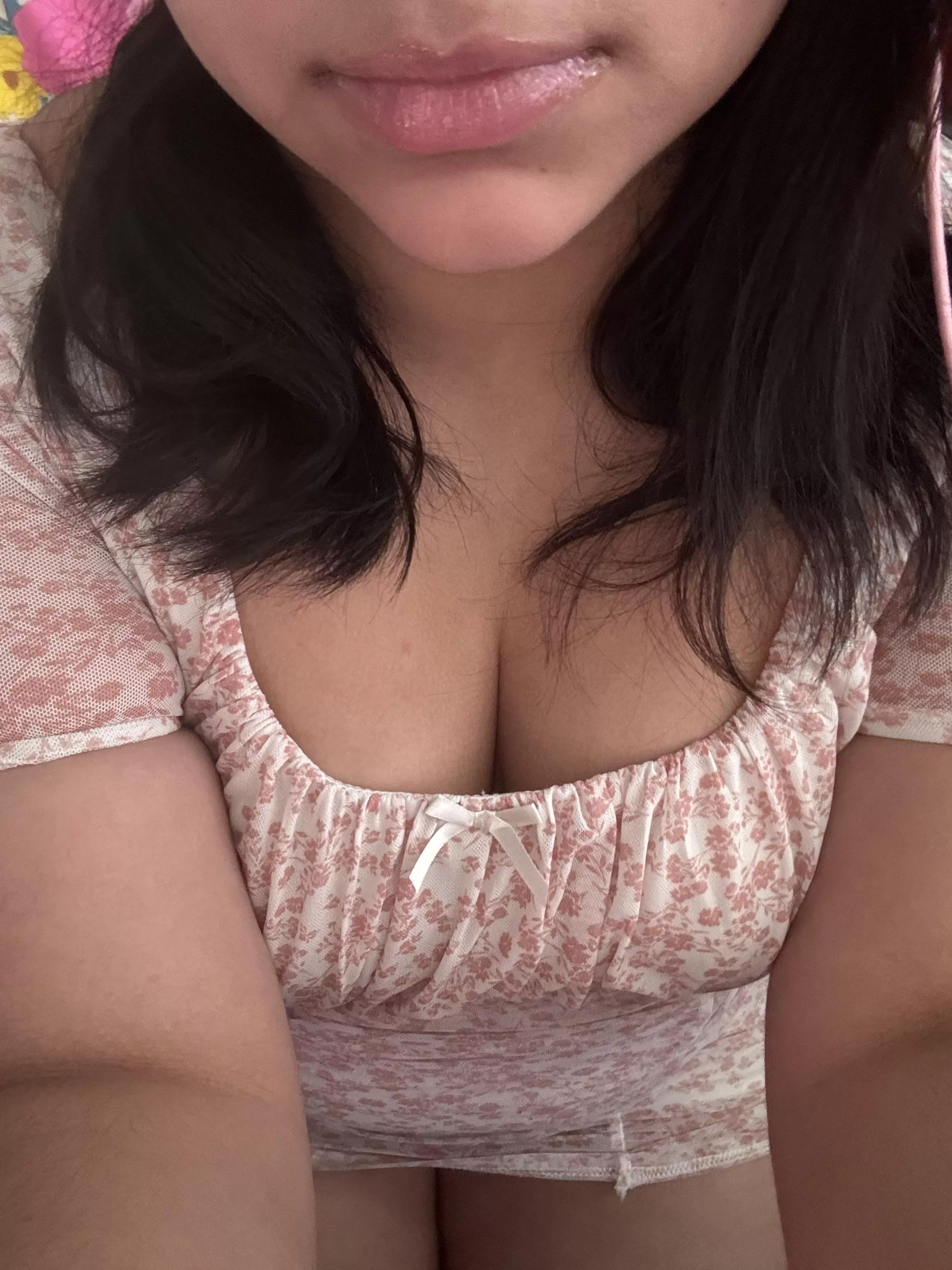 Is the bow cute?  posted by naughtywhorechata