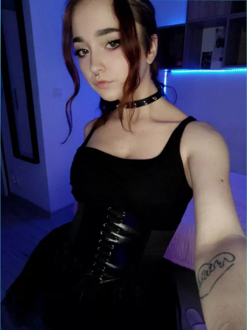 Is this outfit first date appropriate? by Nixan_29