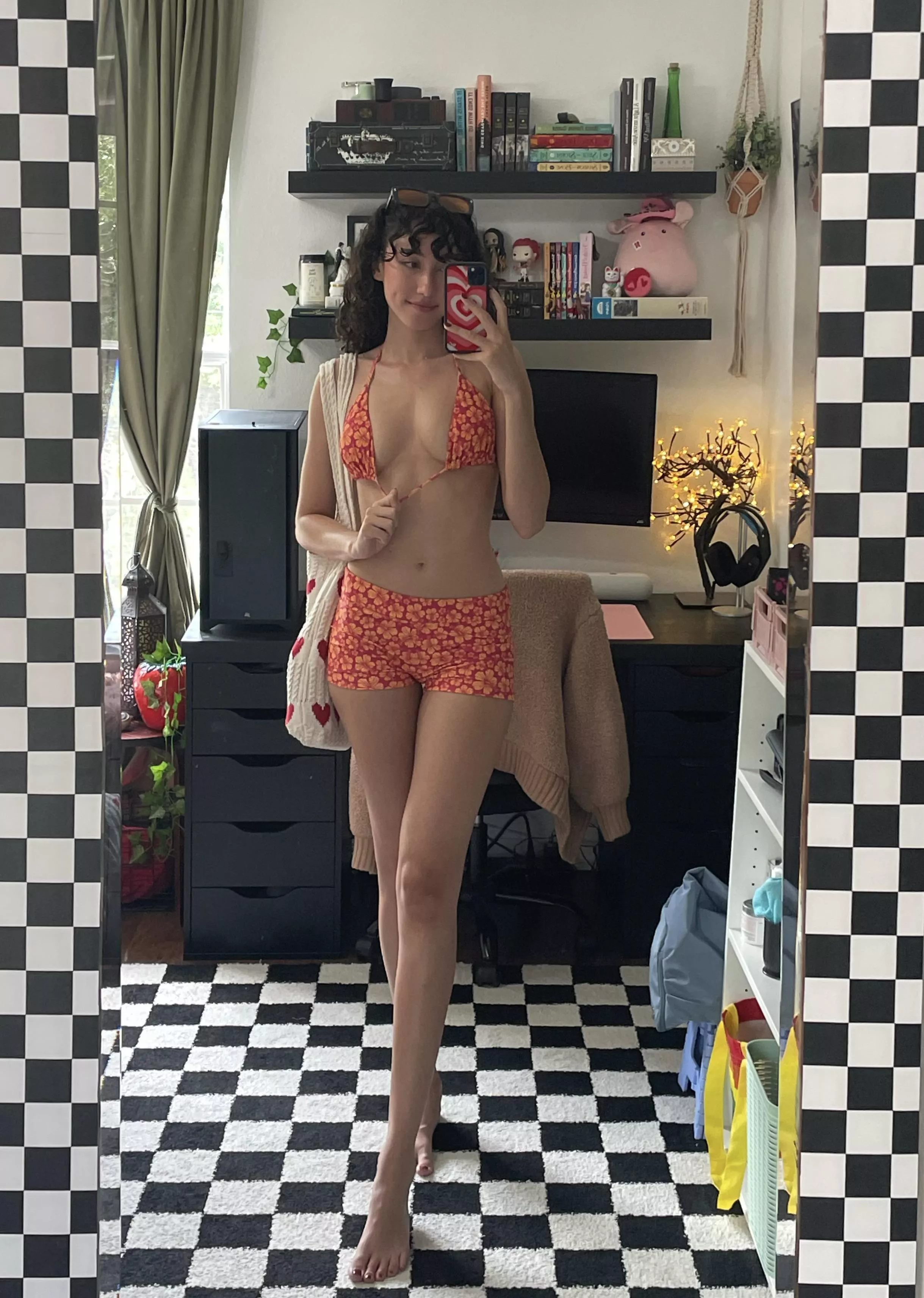 Let’s have some fun in the sun <3 posted by Miabellerina