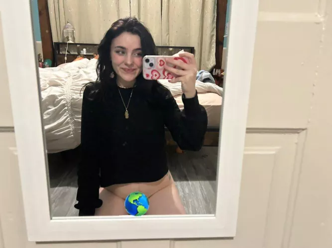 Looking for a hairy alt girl in ur life (20f no ppv)  by Adventurous_Plant_20