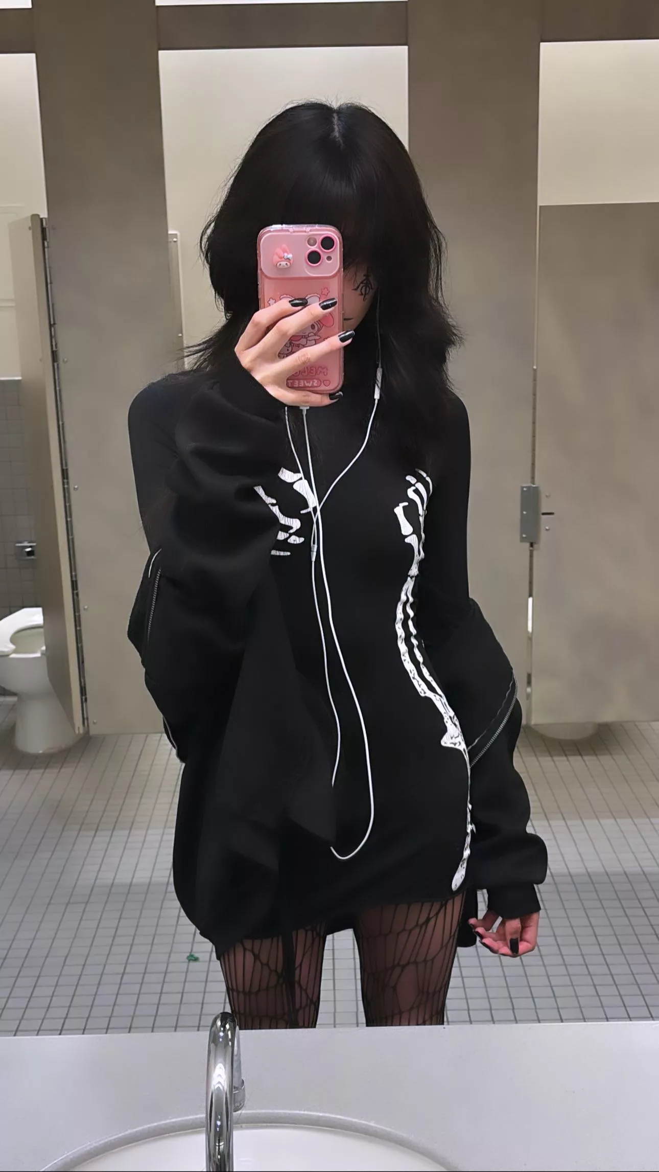 luv this outfit :3  posted by Bambi_Petals