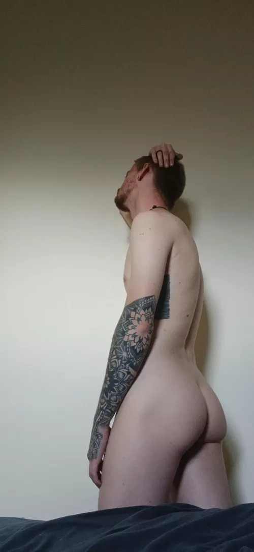 (M) Anyone like skinny guys? by RoughVegetable8