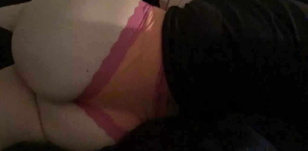 My body wants your love. by Babygirlbrdl22