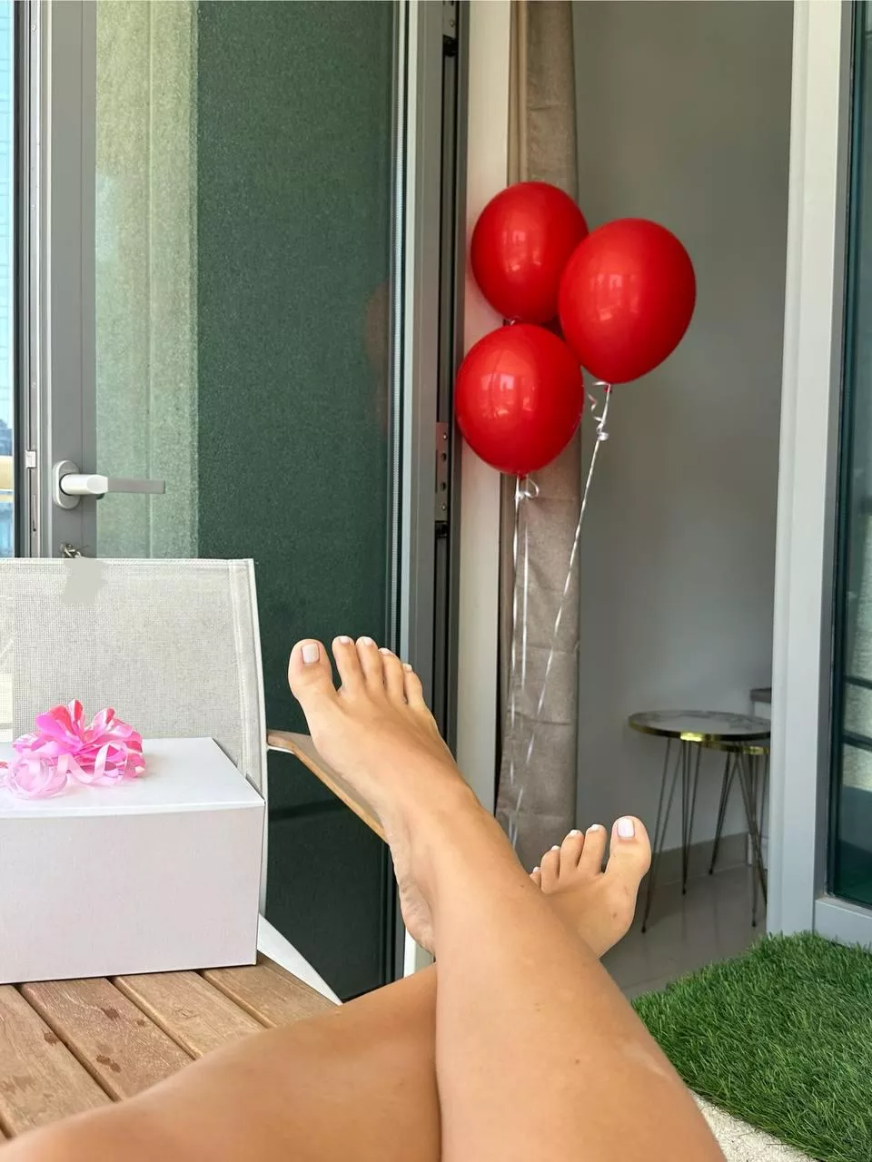my feet are your birthday present posted by strungdelorme