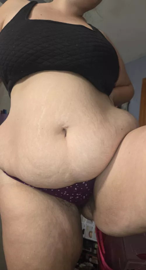 My ideal Friday night date? Stuffing and fucking by abigailgray256