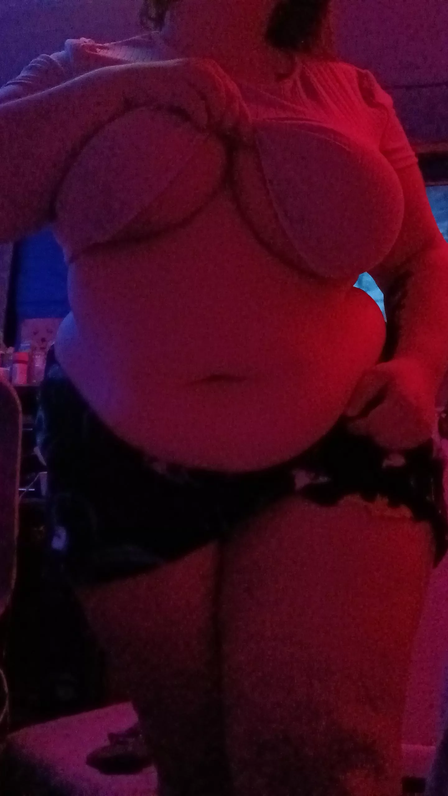 My partner of 2 years broke up with me over text  2 weeks ago, could use some compliments to help me feel better posted by H0neyV0id