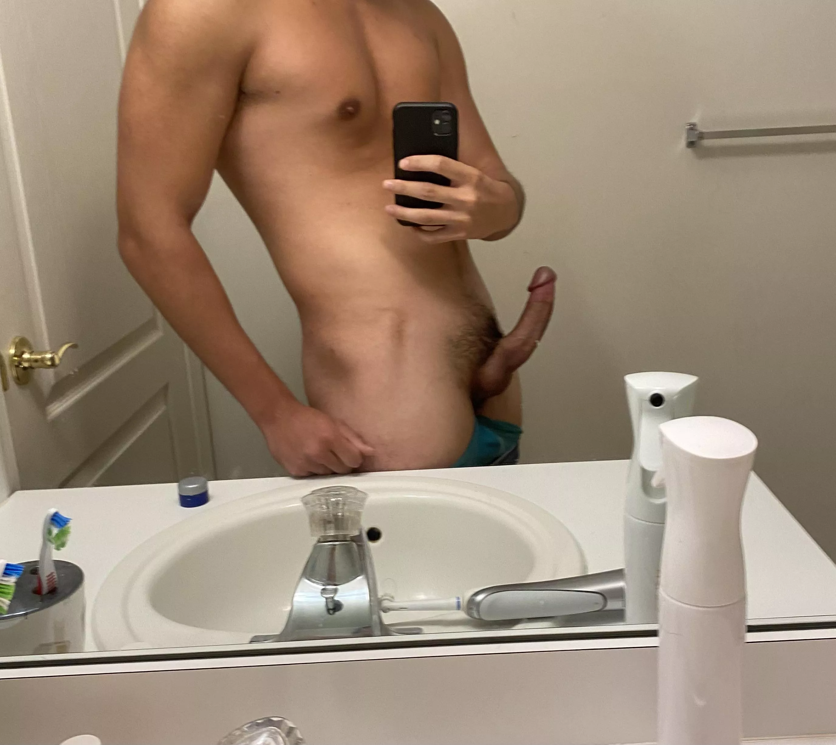 Need a reminder of what a hungry hole feels like posted by simons_hard