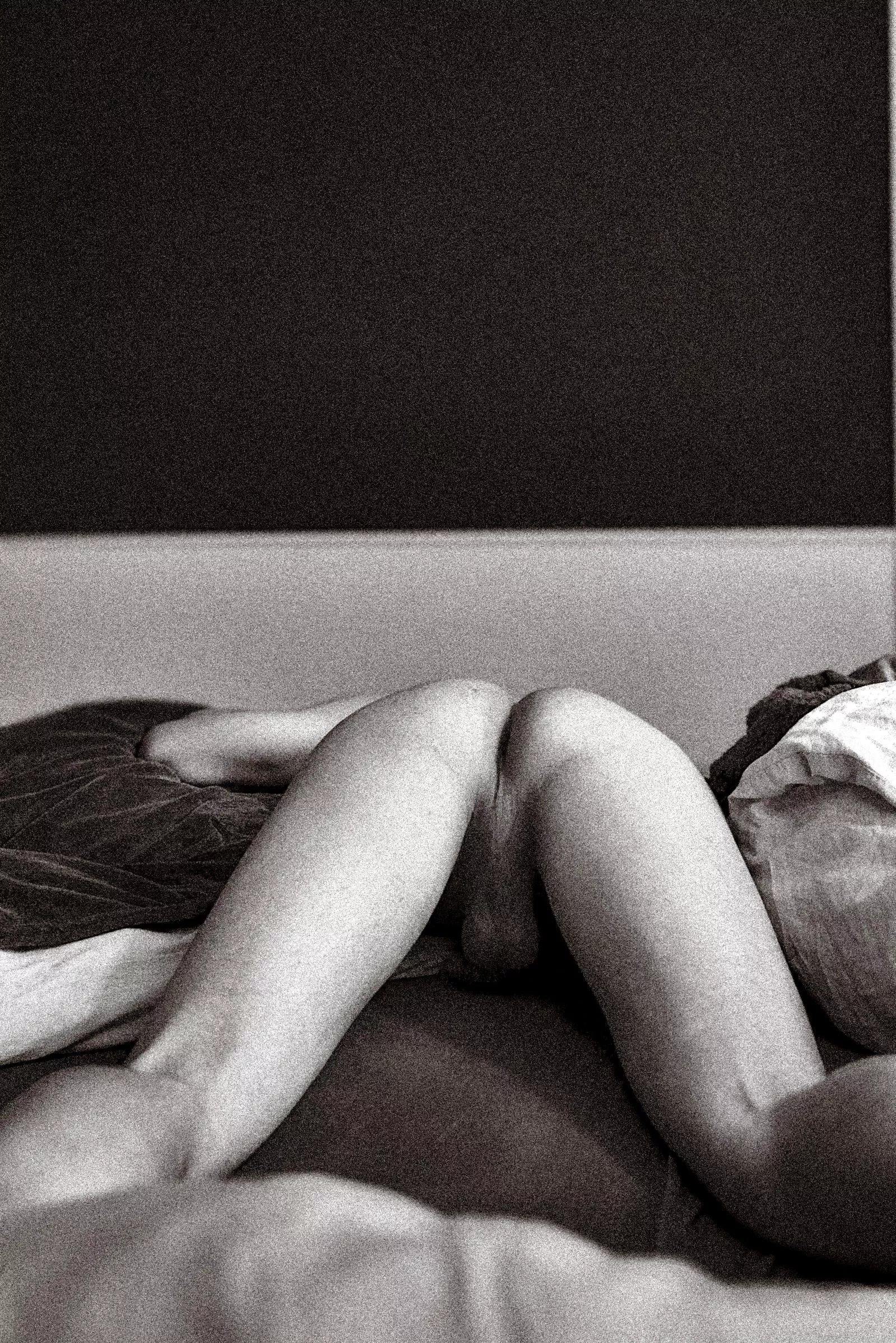 oh no I fell 😔 posted by Bame92