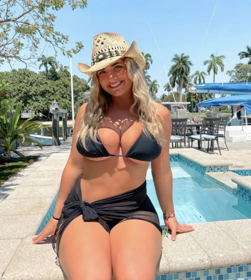 Perfect size by tennisa_zelal