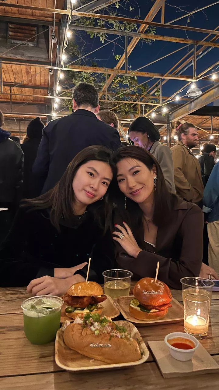 pick a girl to fuck posted by jenniferaniston1619