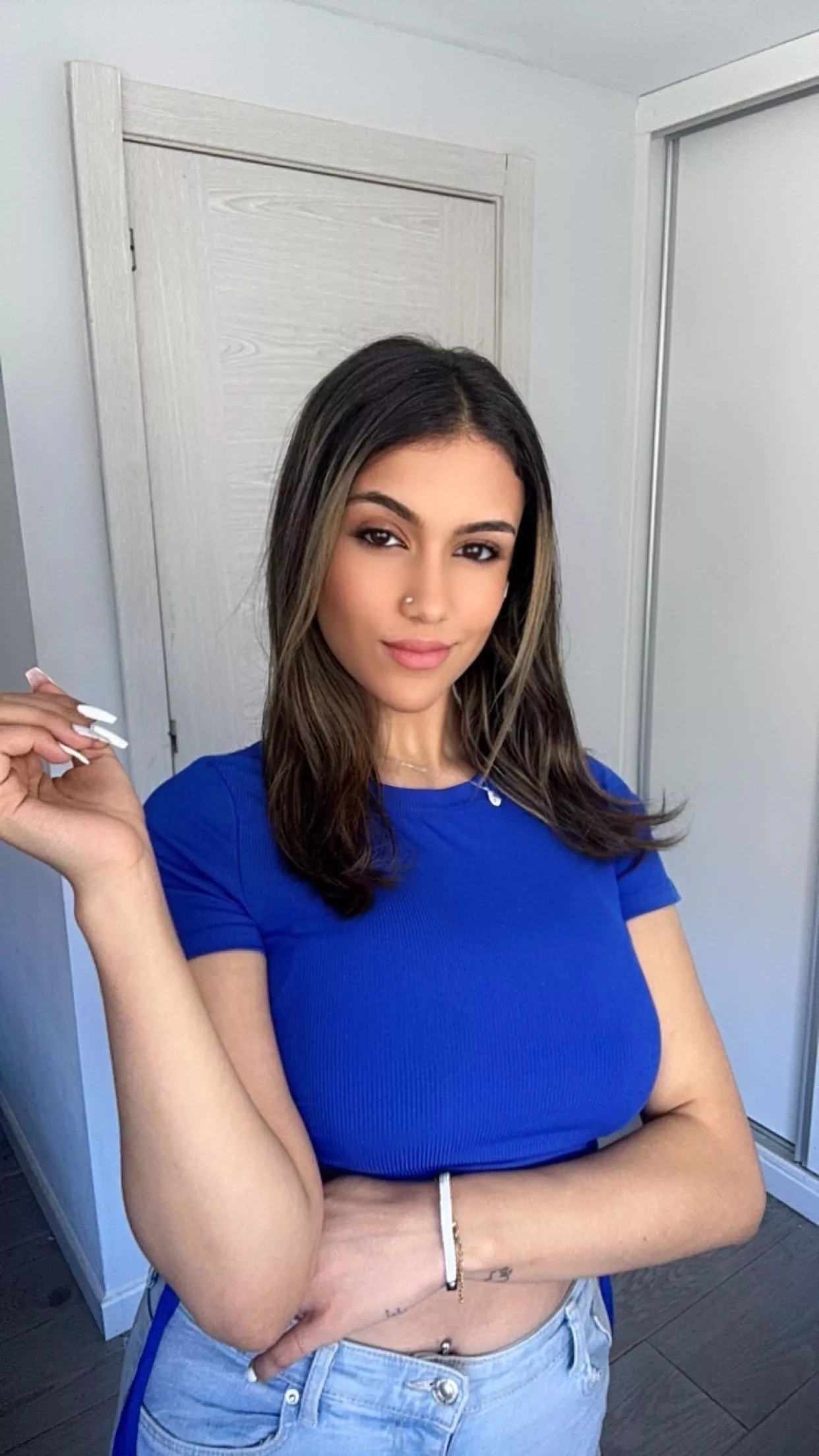 Plain and simple but still cute hehe posted by Spooky-Yellowjacket