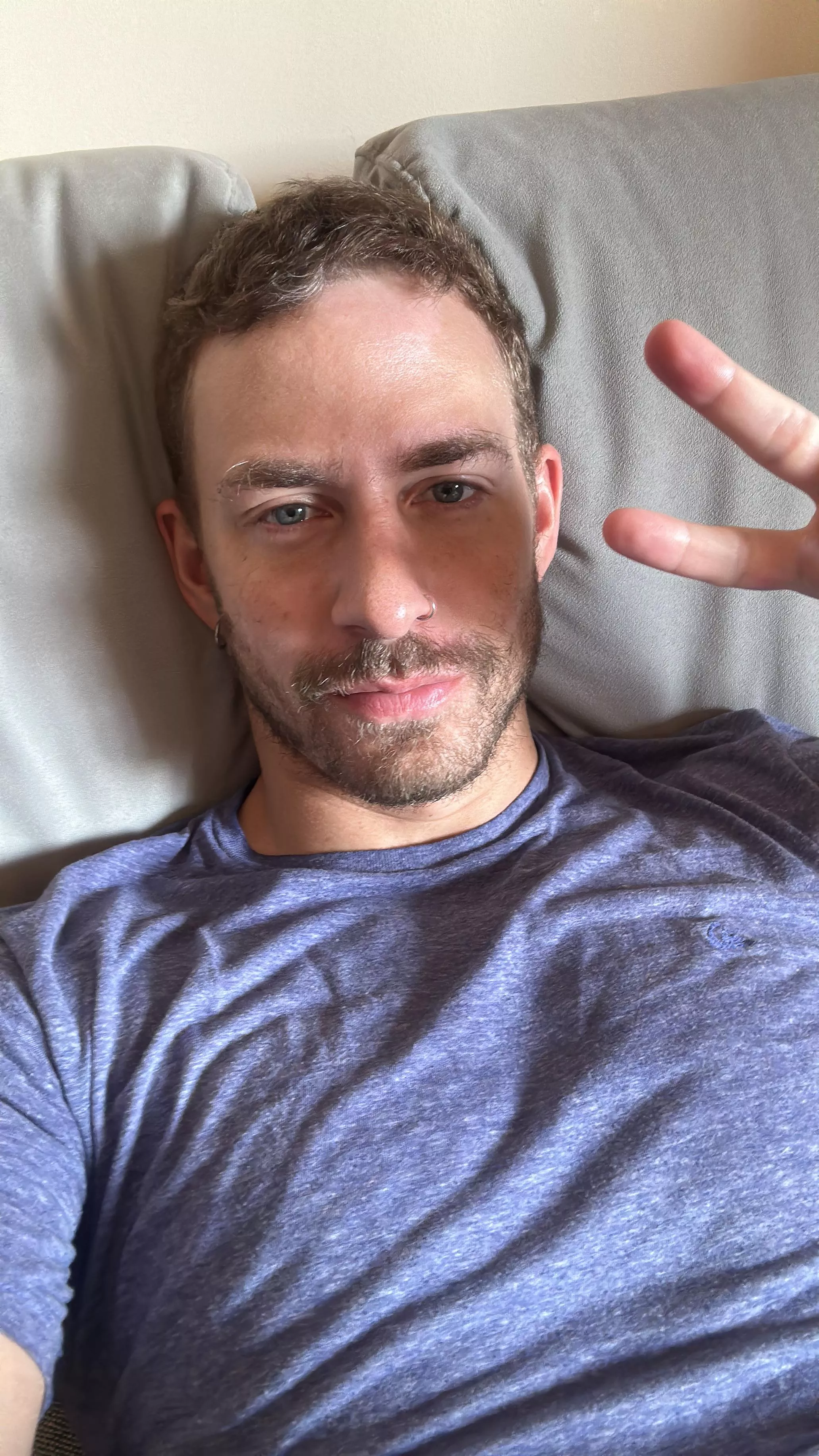 Random photo i sent to a friend but i felt cute posted by i_am_torpe