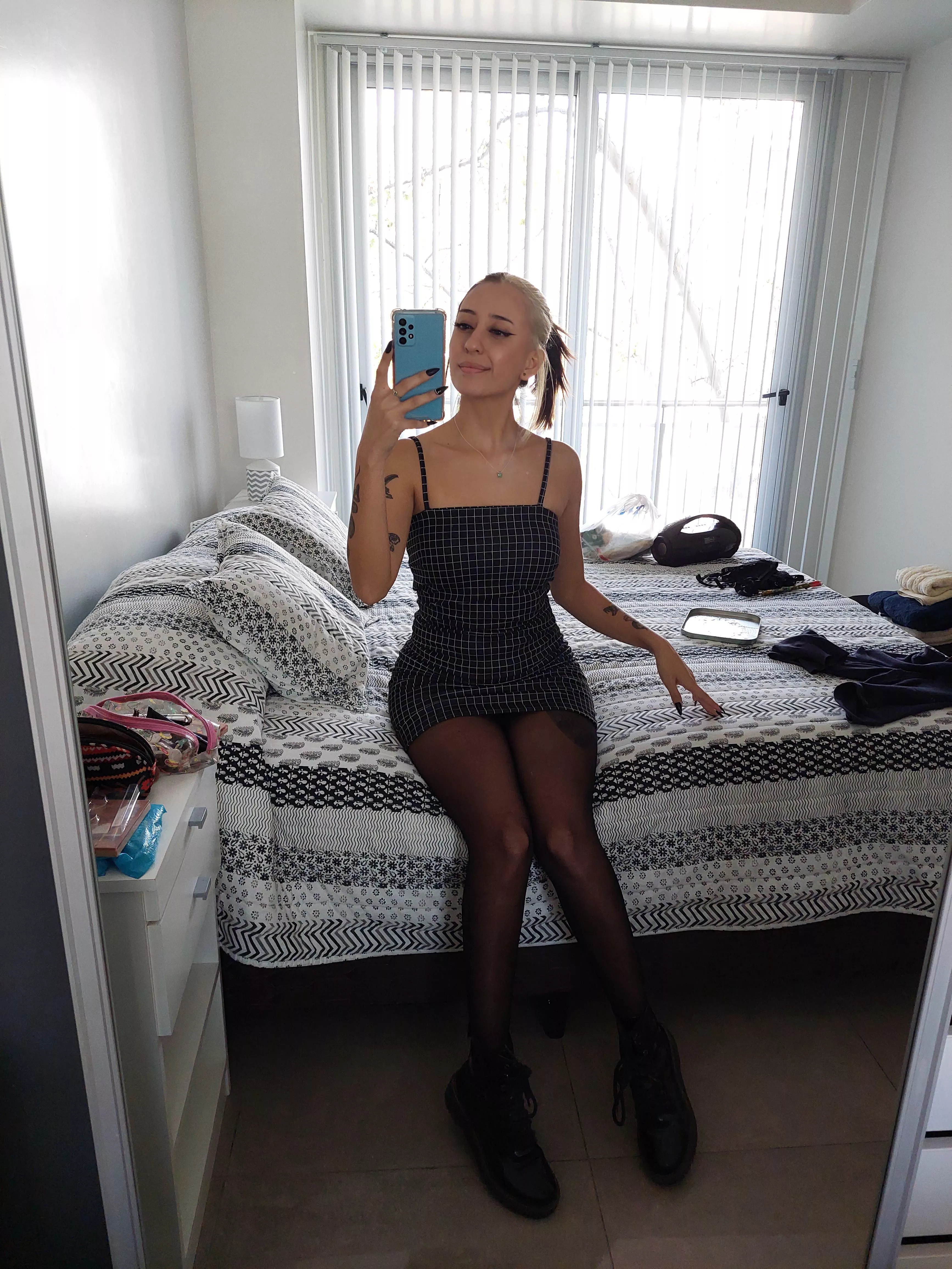 Selling sexting sessions and content 👻 arika2612 / Telegram: @vicemommy posted by Colobrew