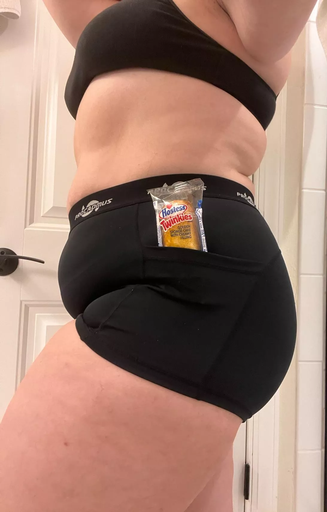 Stuff me with your Twinkie  posted by whitegirlsummer1