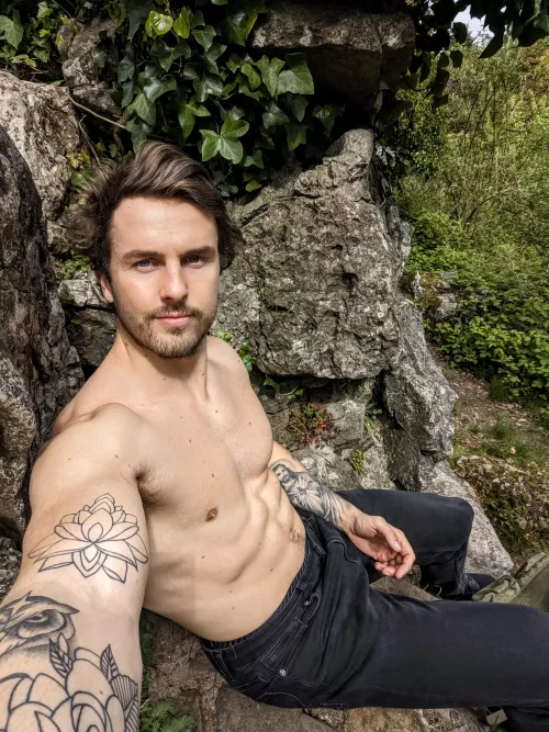 Sun in your eyes 👀 by Old-Contribution2960