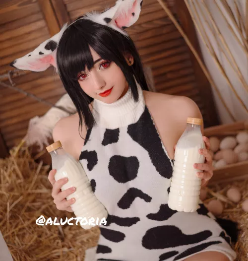 Tifa cow cosplay by Aluctoria by aluctoria_