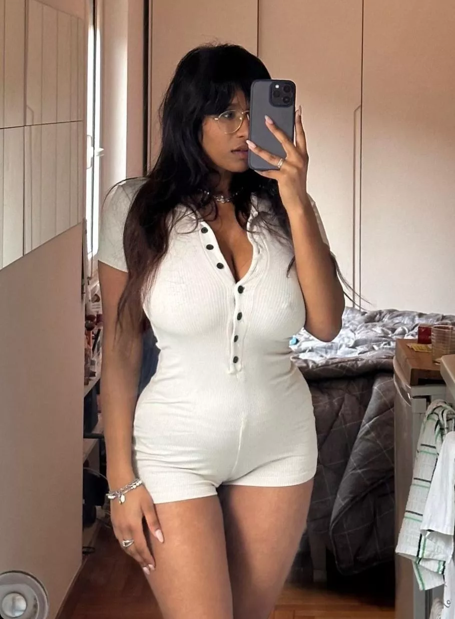 Tiziana posted by RayMurcia