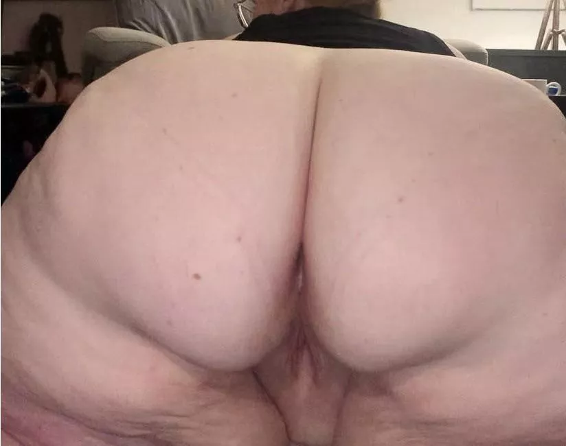 Where are you cumming? posted by Mastercheifkeef45