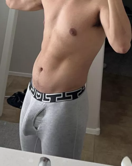 Whip it out by Gym_domhung1324