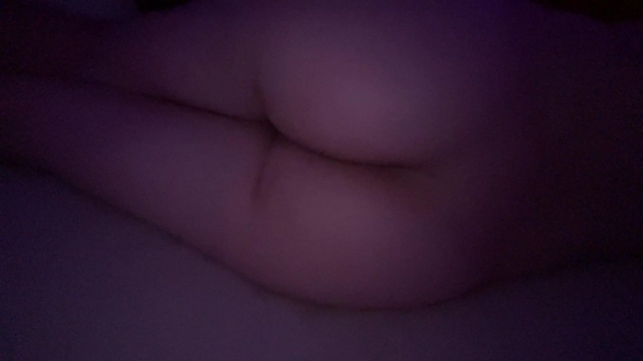 18 very horny rn posted by Tight-Explanation-