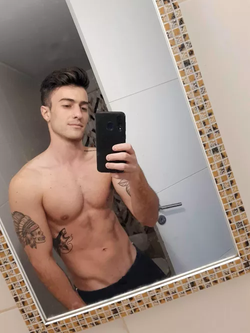 Been working on my V. Thoughts? by asexyspiderman