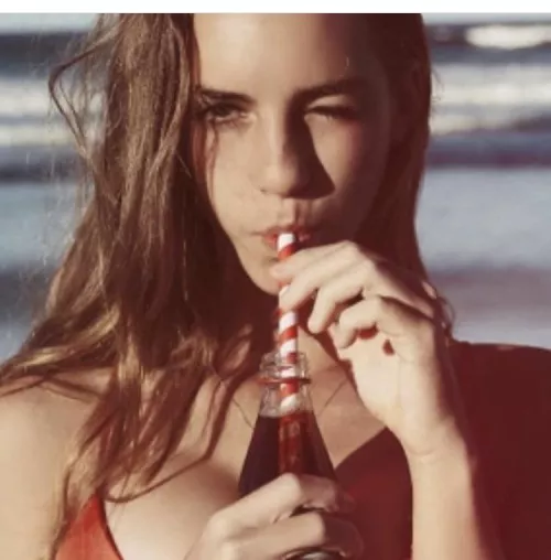 Can anyone tell me where this photo came from? Is there a full picture? by Low-replace-7113