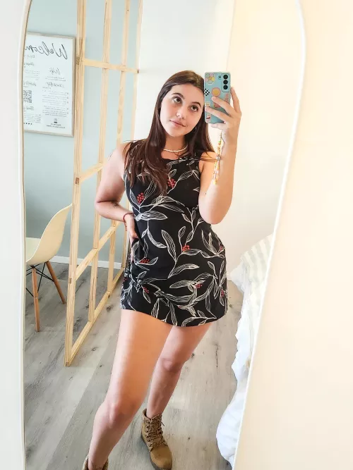 @cutey.luna on Instagram come find me by WiseWardrobe