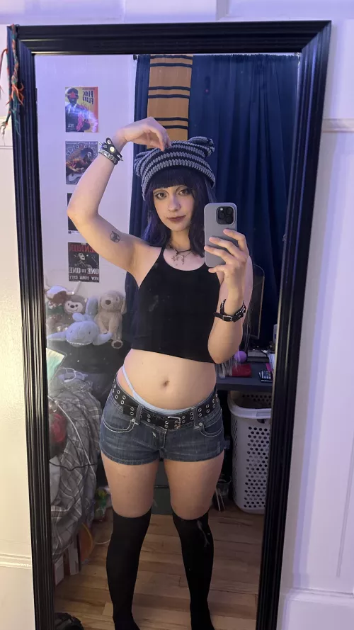 First 70 degree day of the season!☀️😝 by venusv3ntura