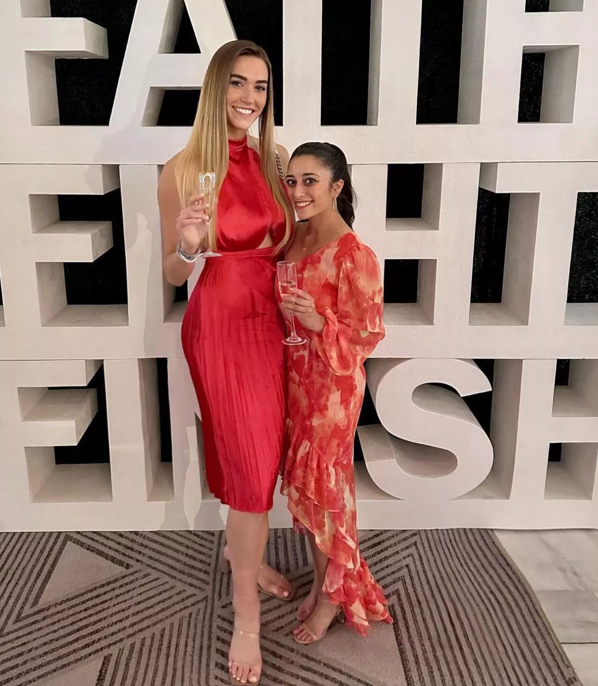 Gala Gals posted by Pumpkinpie2722