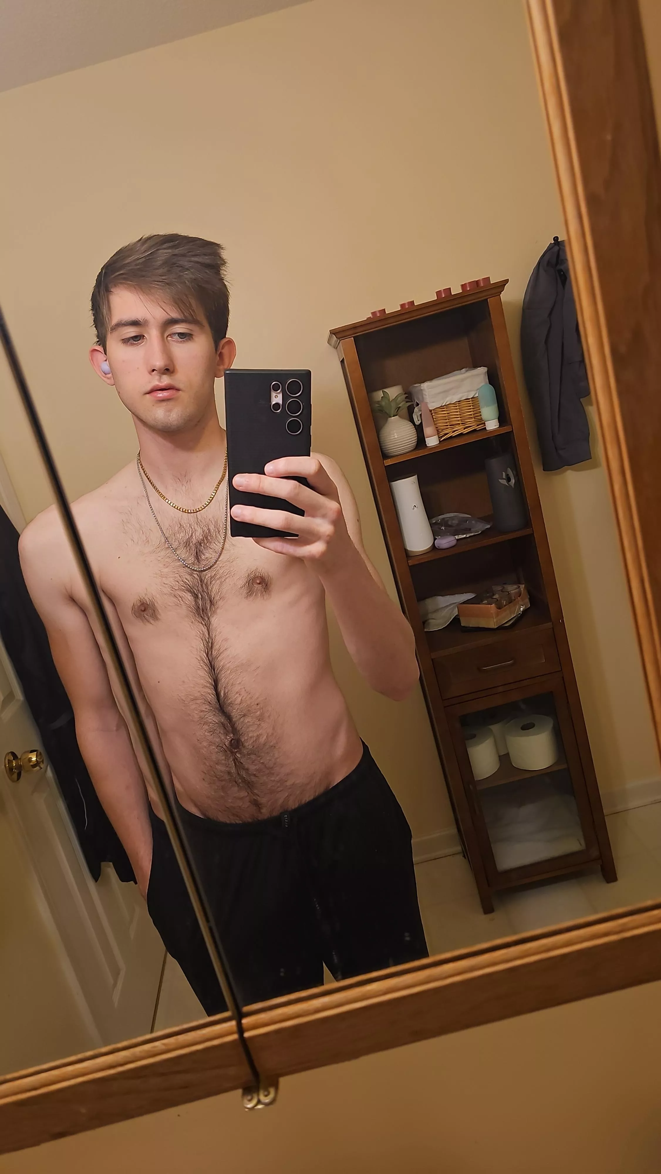 How bad is my bedhead? ☠️ posted by imfailingmyclass