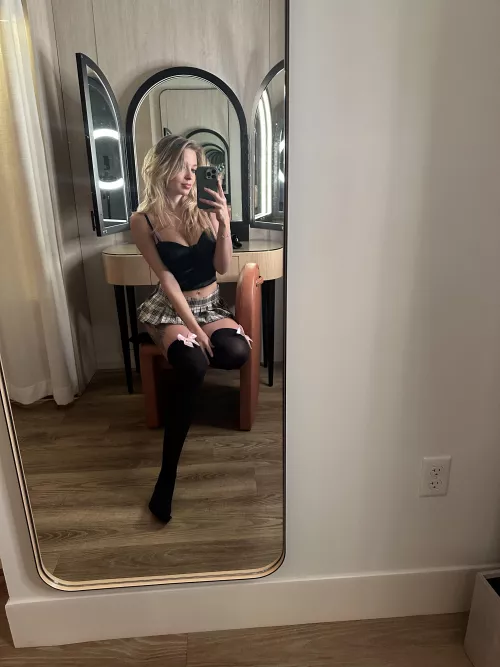 If I would apply as your secretary, would you hire me by Amberhayyes