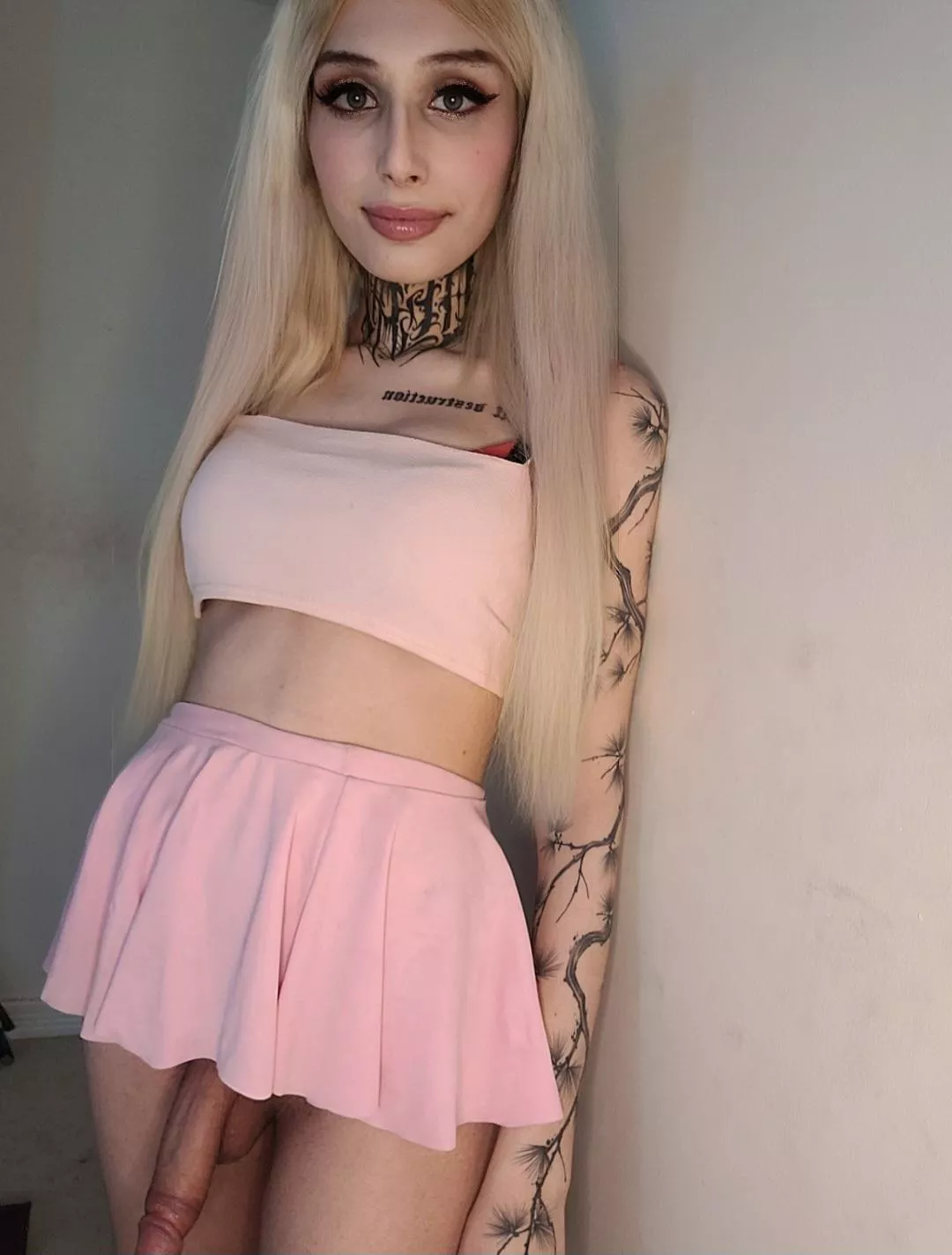 Is my skirt too short?😉 posted by MissJezebelx