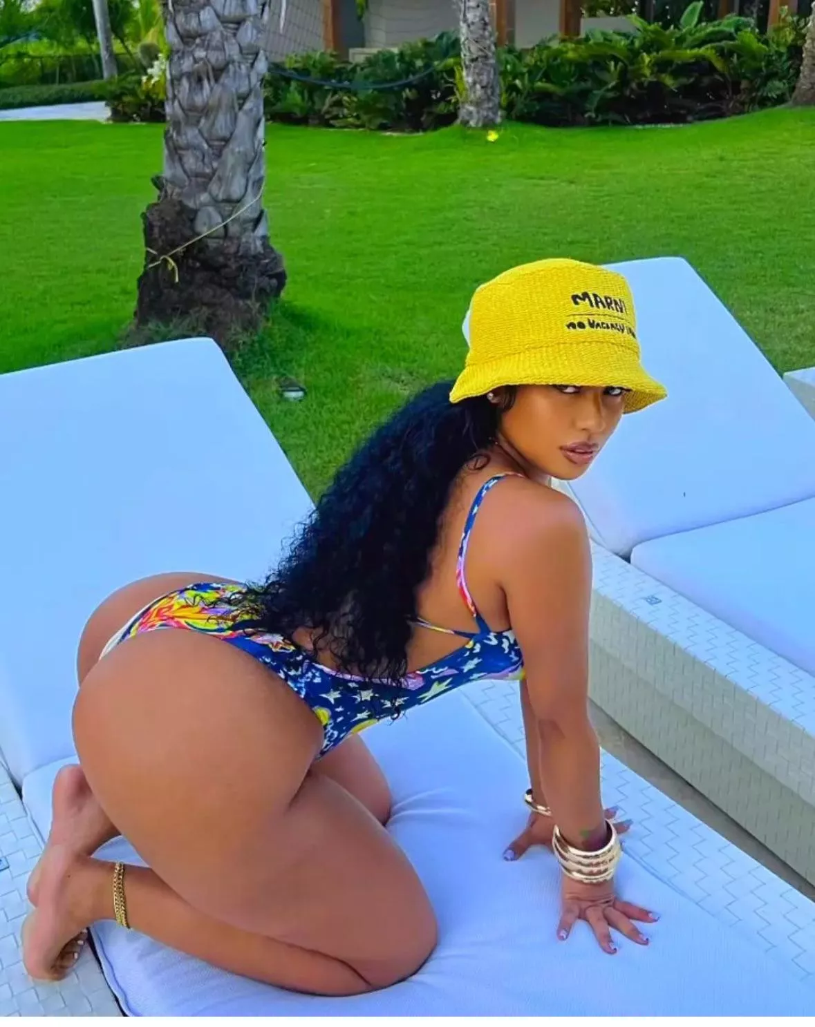 Jade is so fucking bad.  posted by cuck4gigi