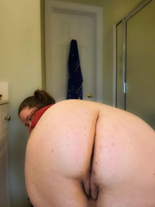 Let's see if your tongue can keep up with this pussy. by IvyRose-23