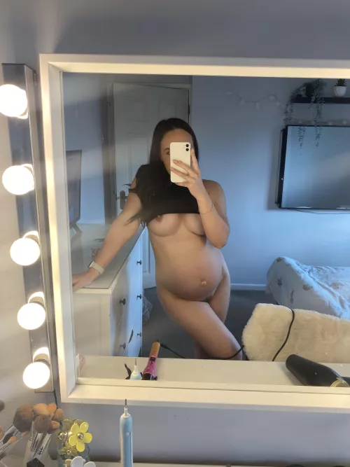 My baby daddy said he doesn’t like my body anymore by L0laandlover