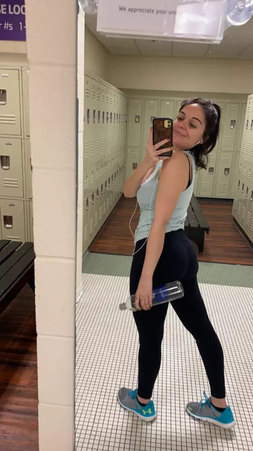 no filter or makeup :) by bangbangreign21