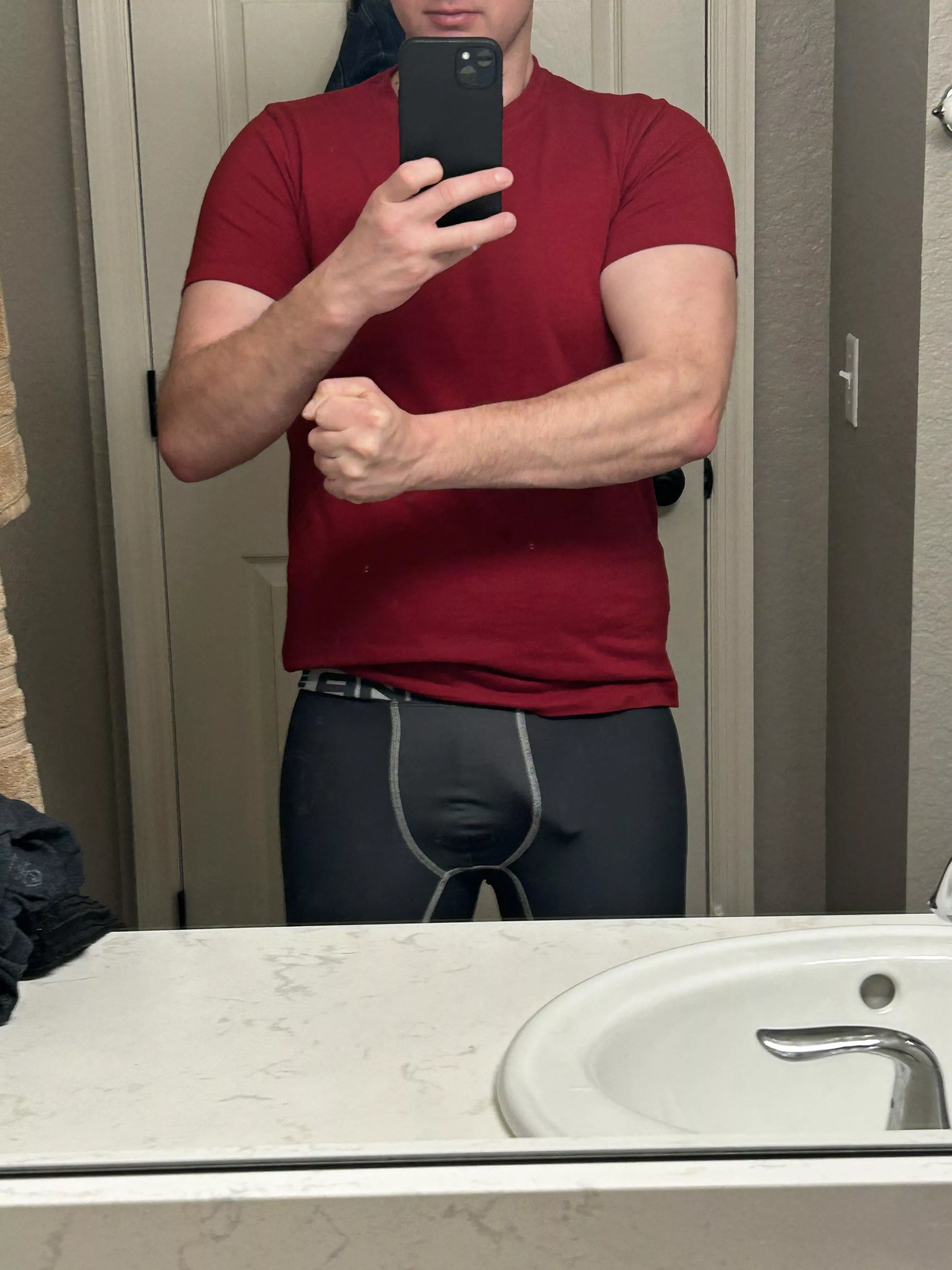 Post workout pre shower dms open posted by forgetmrnotto