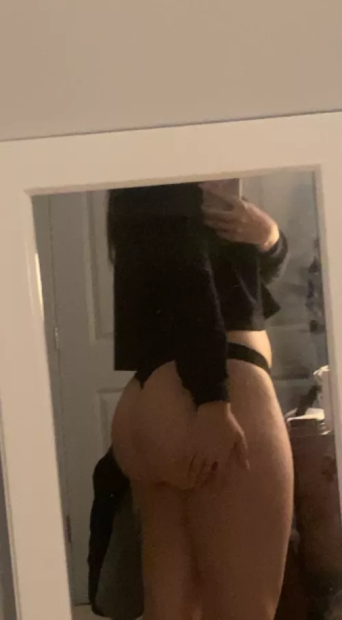 Pound my ass by ThaFreakyOne