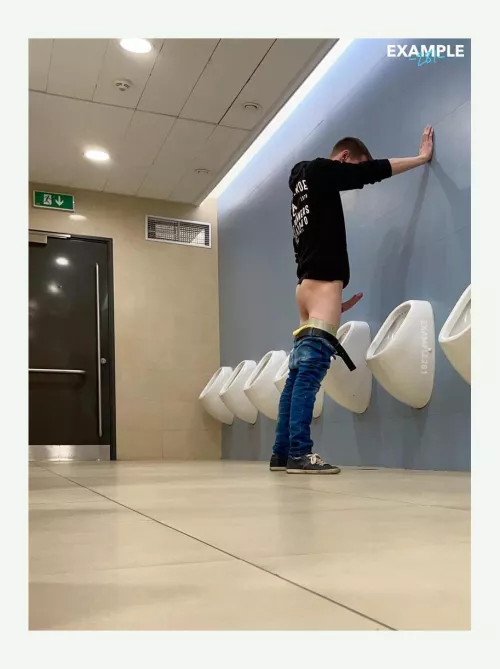 Publoc toilet 😈 by Jaded_Sandwich6541